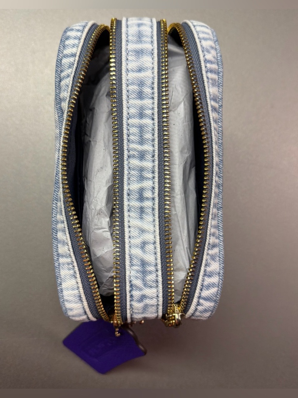 NWT Carey Crossbody BagIn Loved Denim With Charms Gold/Light Indigo - Picture 8 of 11